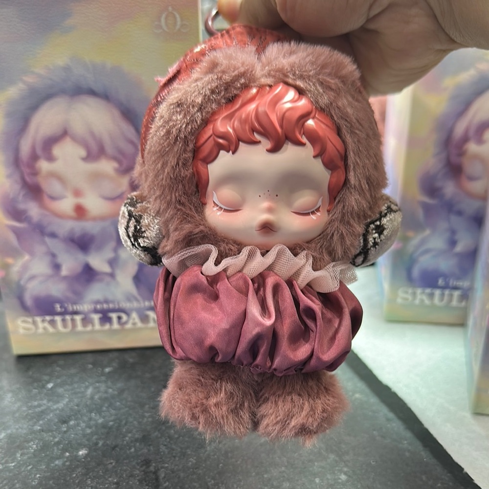 Skullpanda Impressionism Doll - Purple - Picture 2 of 5